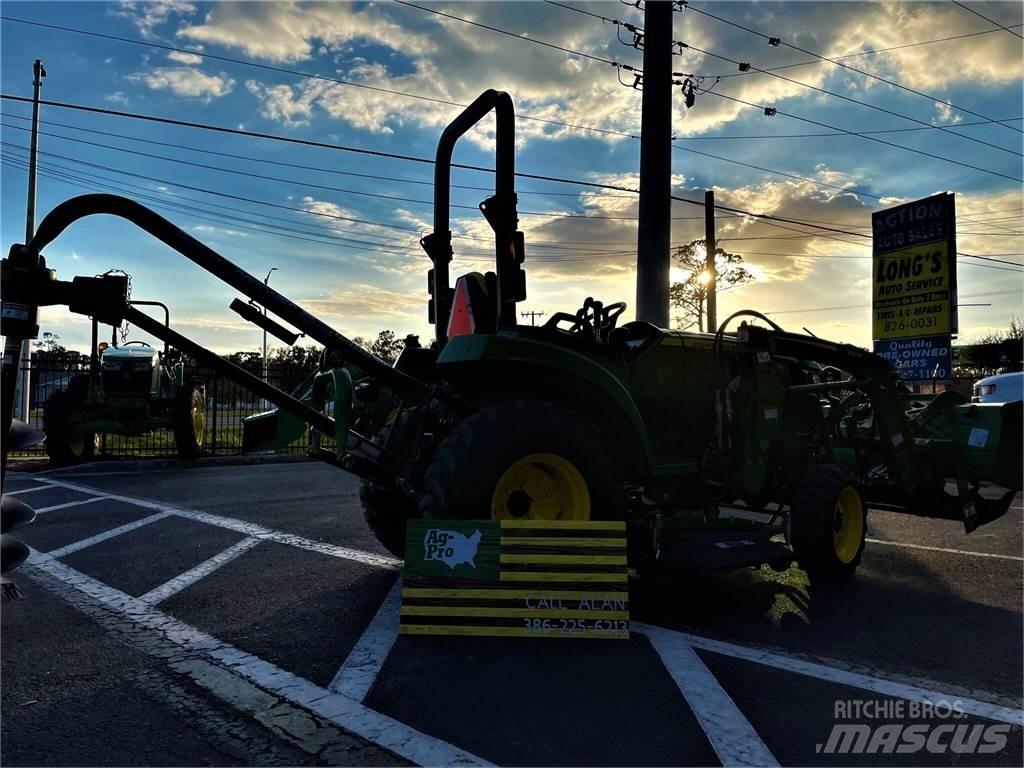 John Deere 2032R Tractoare compacte