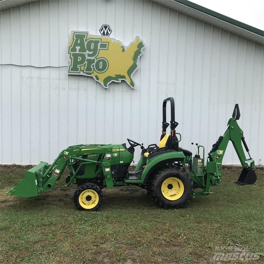 John Deere 2032R Tractoare compacte