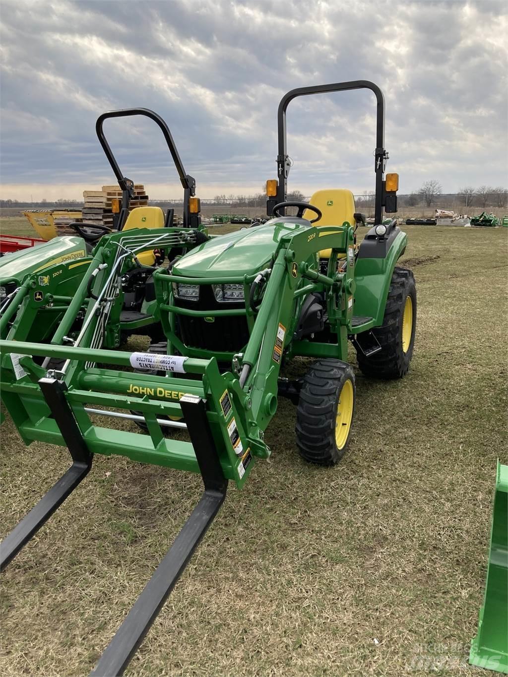 John Deere 2032R Tractoare compacte