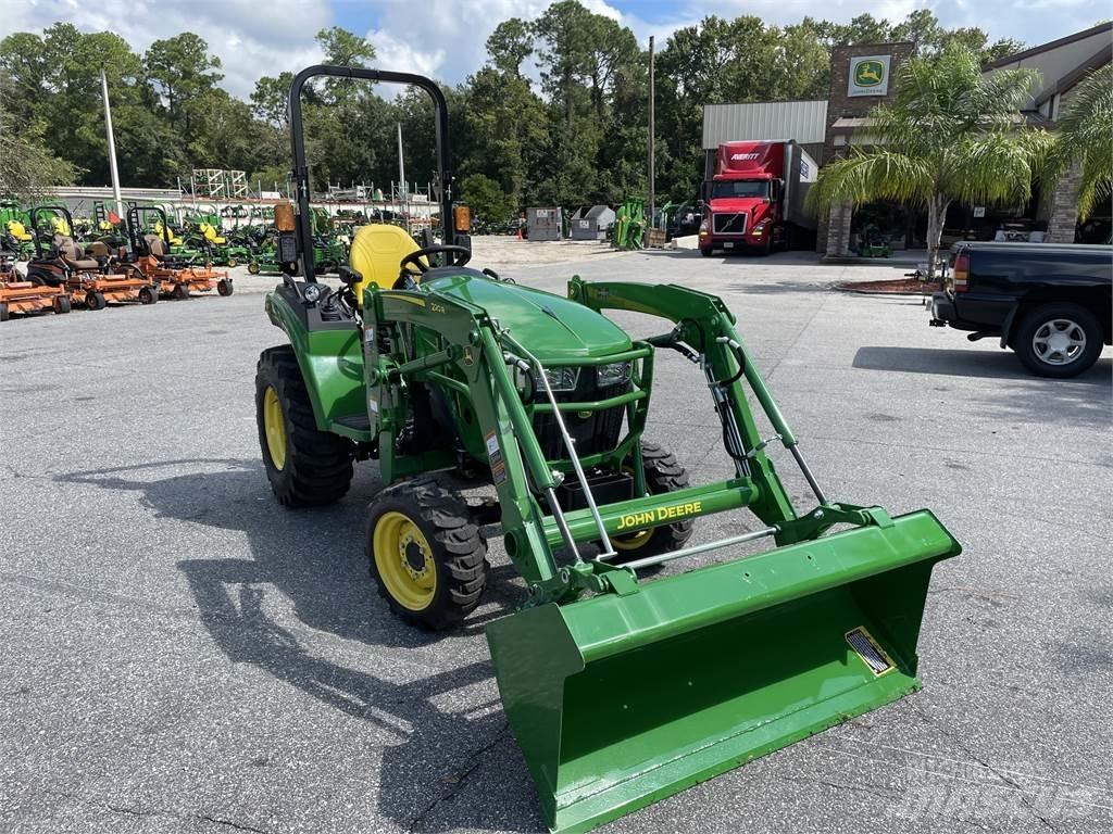 John Deere 2038R Tractoare compacte