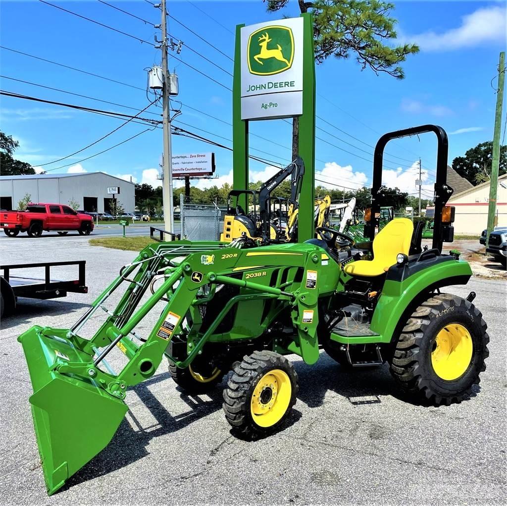John Deere 2038R Tractoare compacte