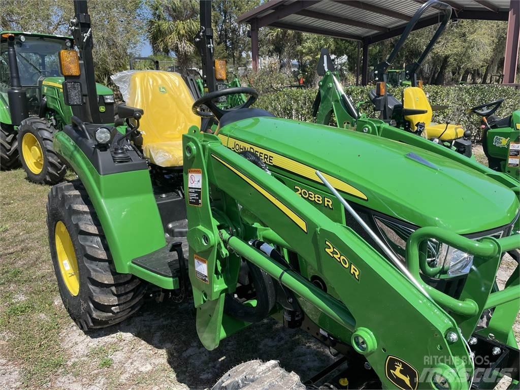 John Deere 2038R Tractoare compacte