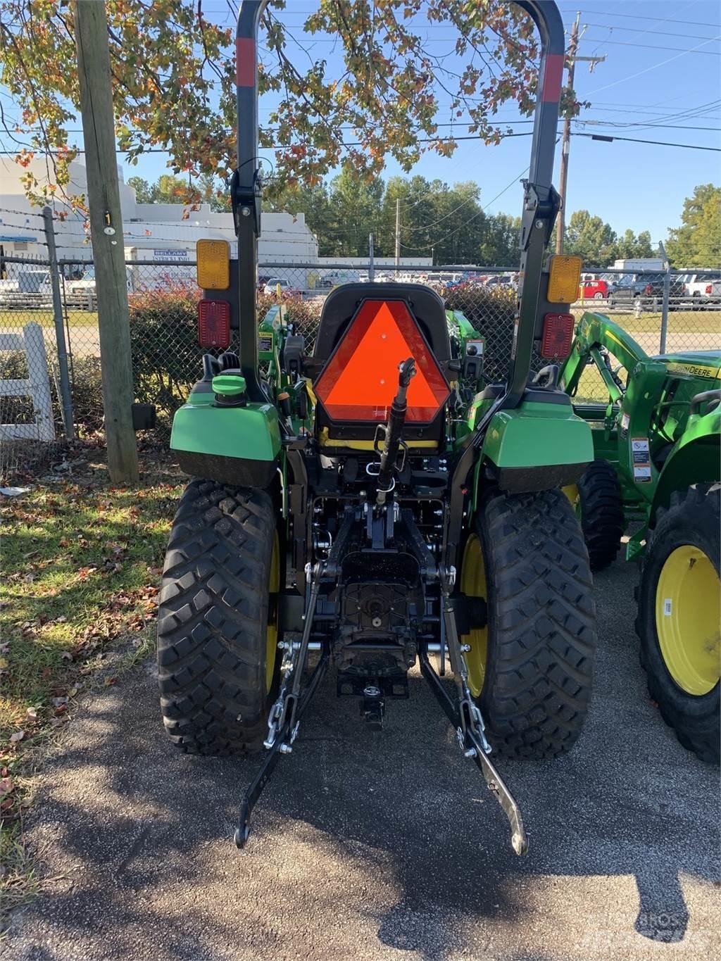 John Deere 2038R Tractoare compacte