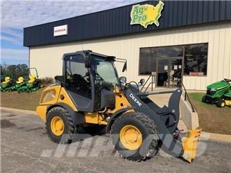 John Deere 204 G Mini incarcatoare