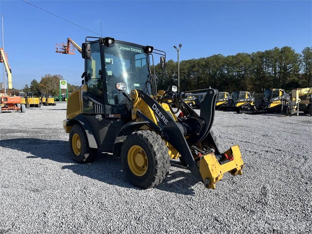 John Deere 244L Mini incarcatoare
