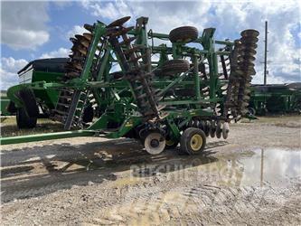 John Deere 2623 Grape cu disc