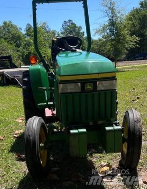 John Deere 3005 Tractoare compacte