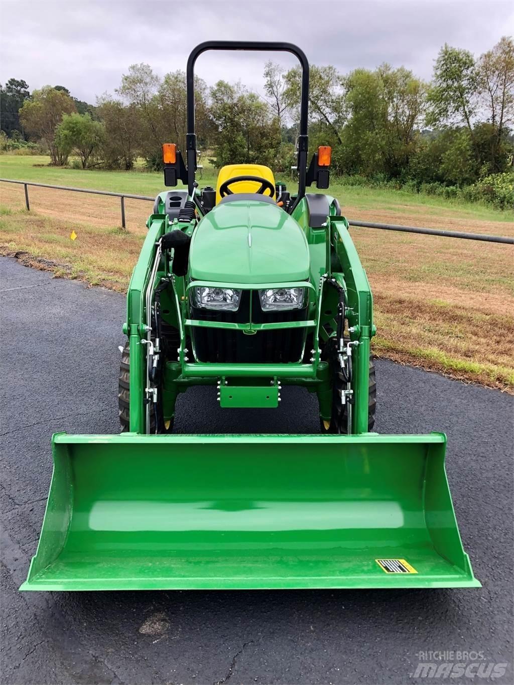 John Deere 3025D Tractoare compacte
