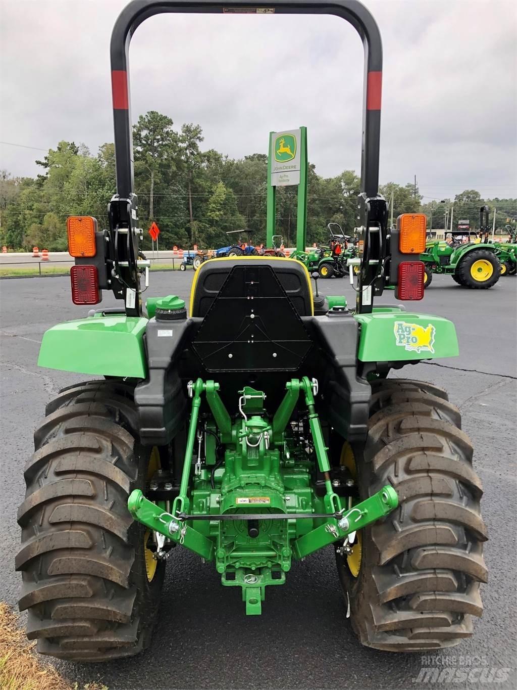John Deere 3025D Tractoare compacte