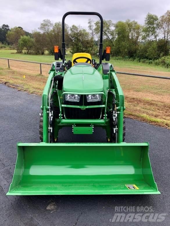 John Deere 3025D Tractoare compacte
