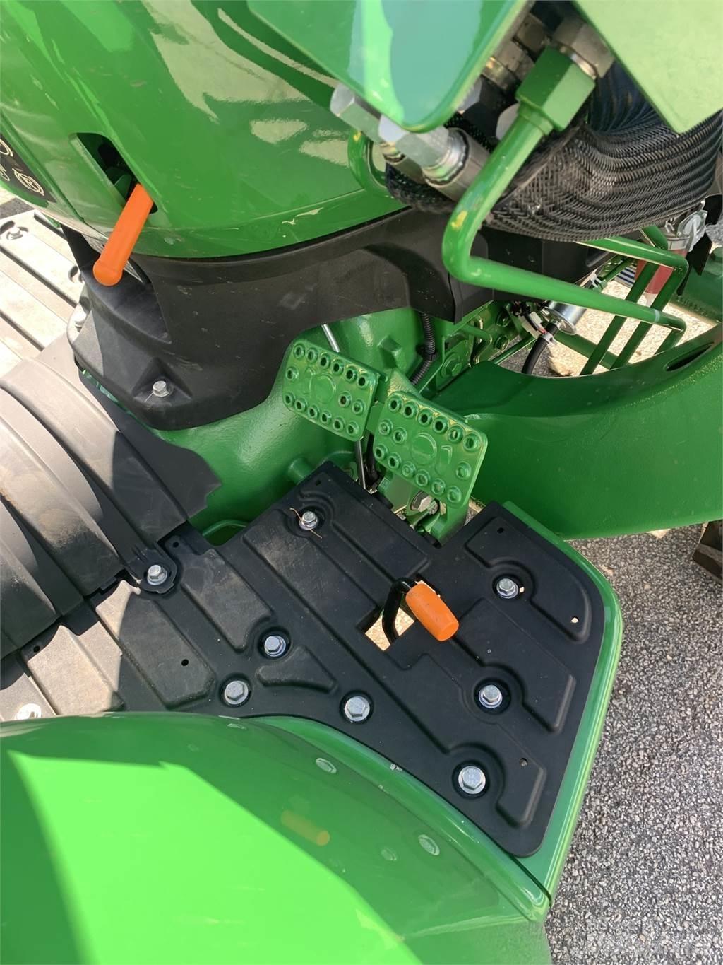 John Deere 3025D Tractoare compacte