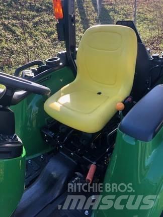 John Deere 3025E Tractoare compacte