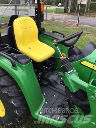 John Deere 3025E Tractoare compacte