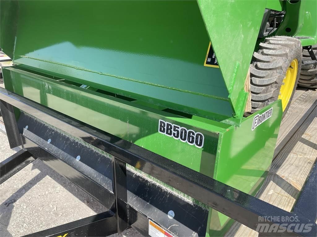 John Deere 3025E Tractoare compacte