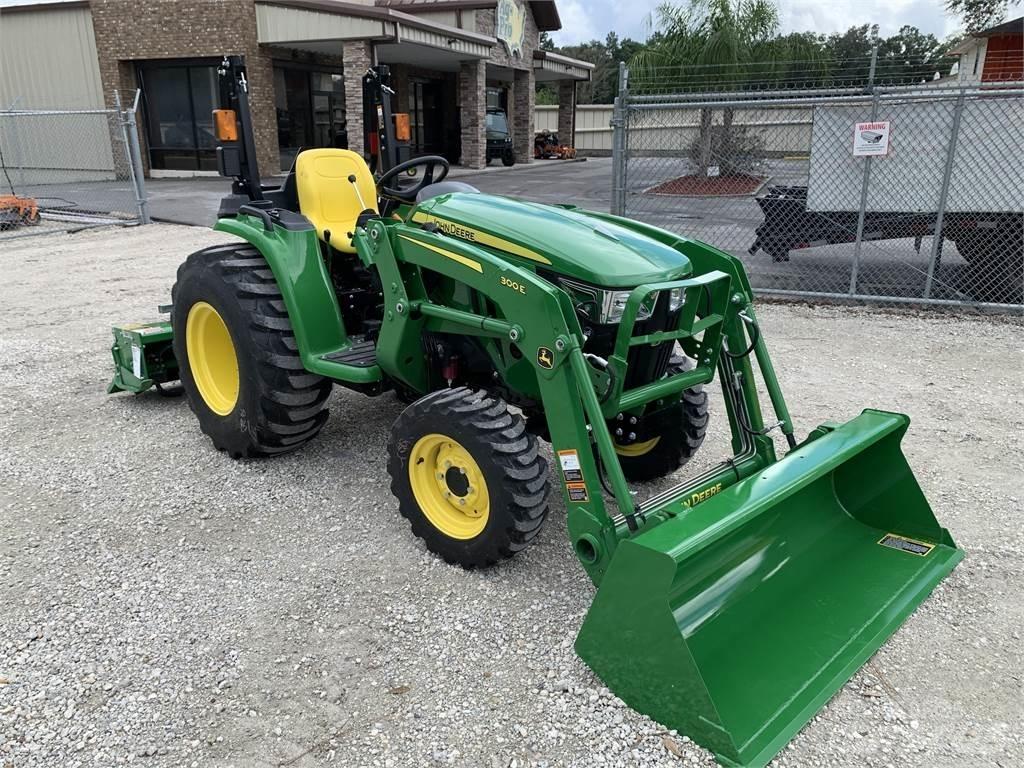 John Deere 3025E Tractoare compacte