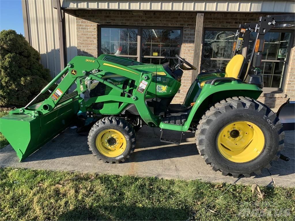 John Deere 3025E Tractoare compacte