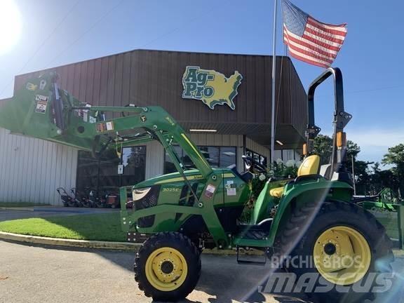 John Deere 3025E Tractoare compacte