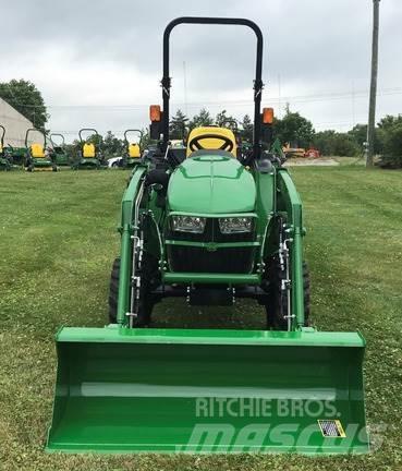 John Deere 3025E Tractoare compacte