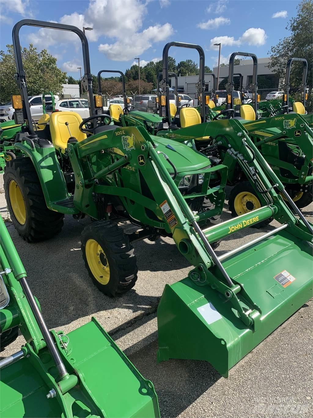 John Deere 3025E Tractoare compacte