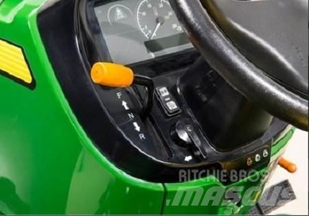 John Deere 3035D Tractoare compacte