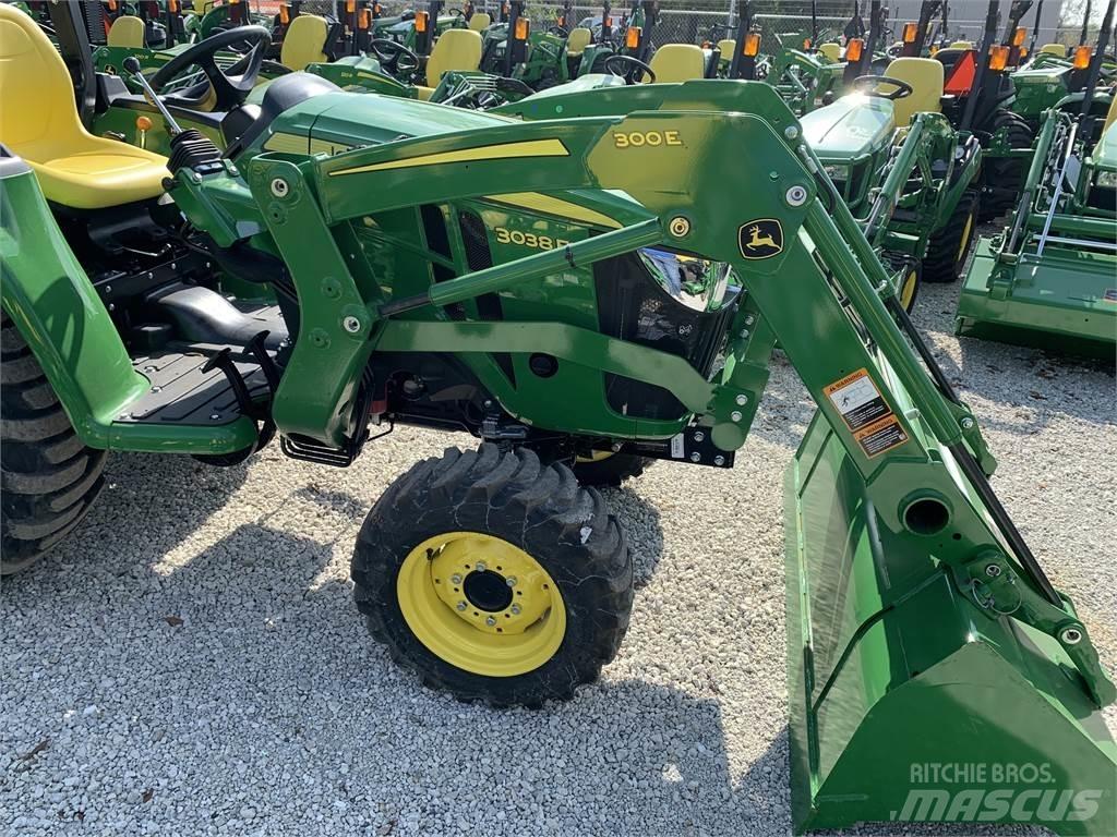 John Deere 3038E Tractoare compacte