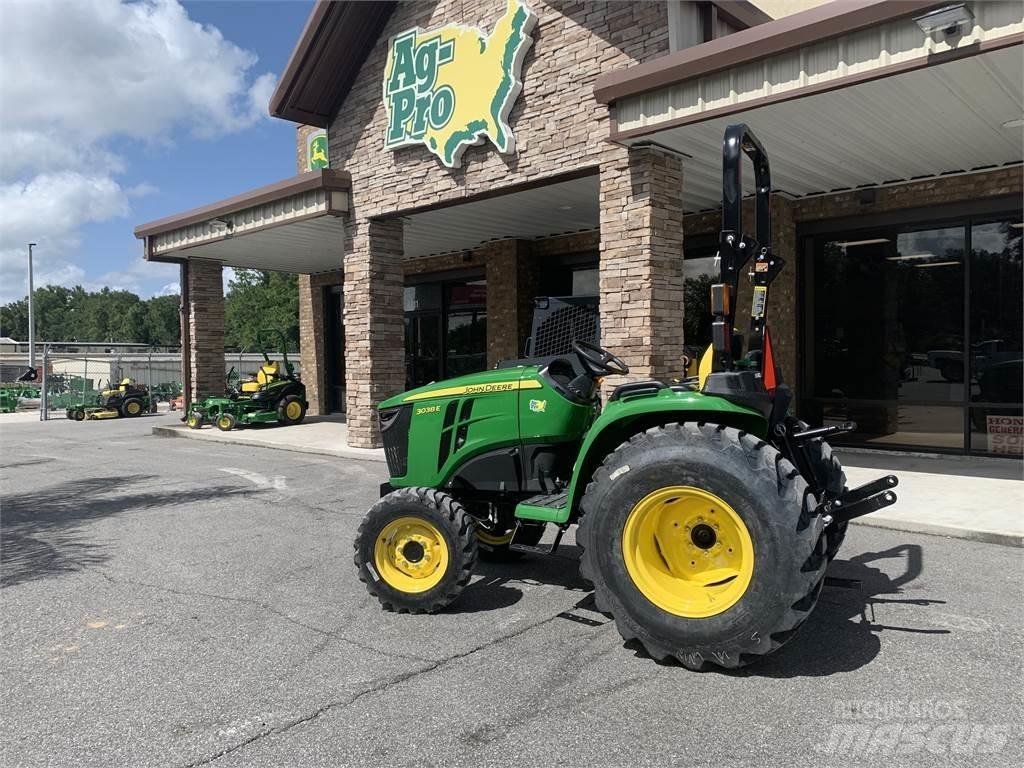 John Deere 3038E Tractoare compacte