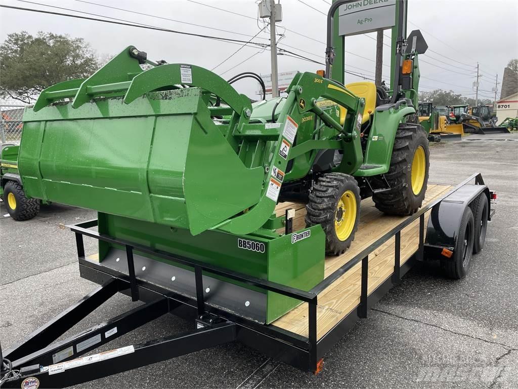 John Deere 3038E Tractoare compacte