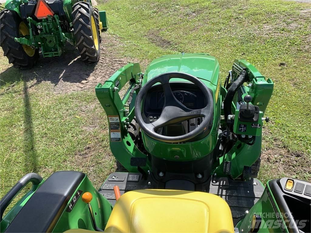 John Deere 3038E Tractoare compacte