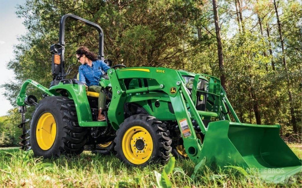 John Deere 3043D Tractoare