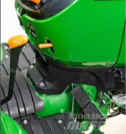John Deere 3043D Tractoare