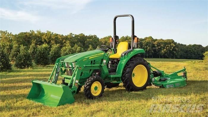 John Deere 3043D Tractoare