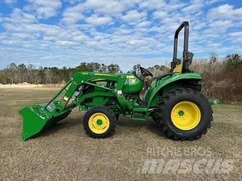 John Deere 3043D Tractoare