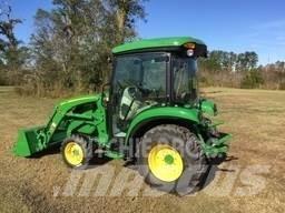 John Deere 3046R Tractoare