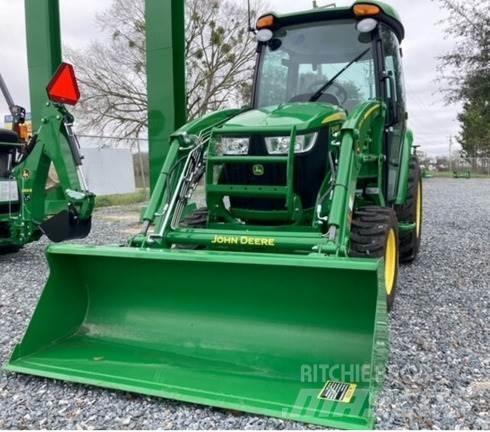 John Deere 3046R Tractoare