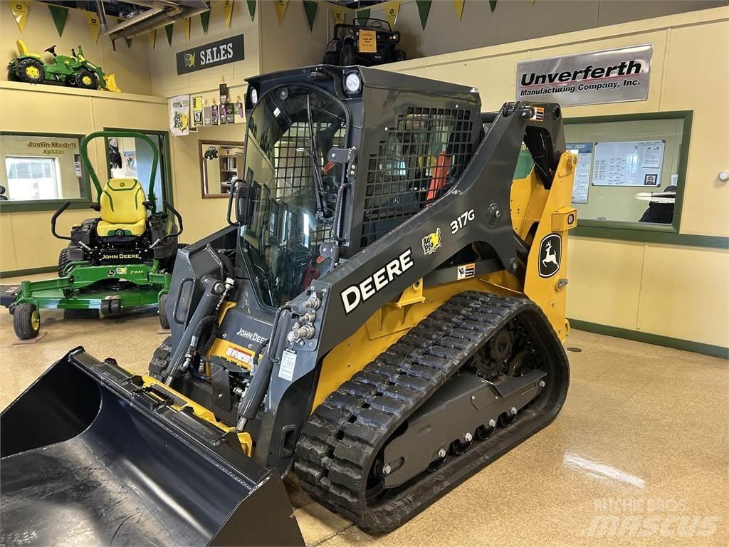 John Deere 317G Mini incarcatoare