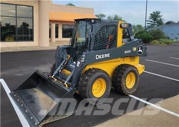 John Deere 320G Mini incarcator