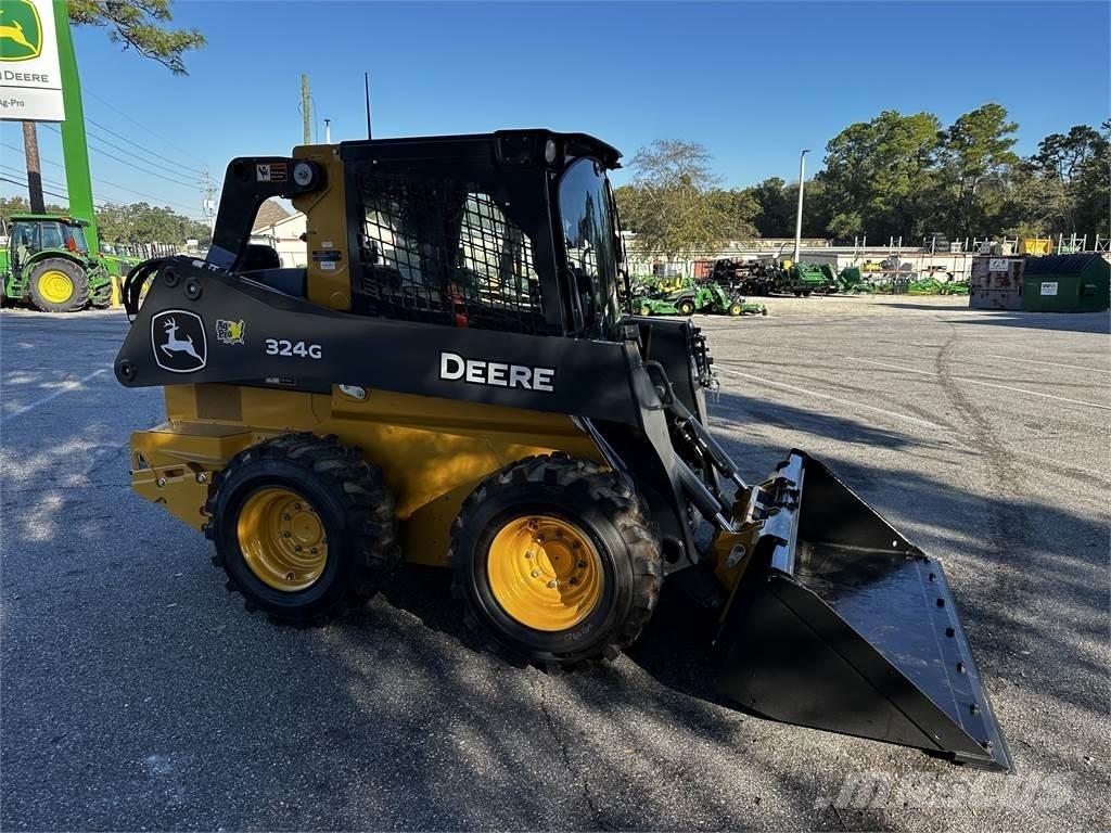 John Deere 324G Mini incarcator