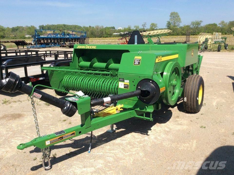John Deere 348 Baler dreptunghiular