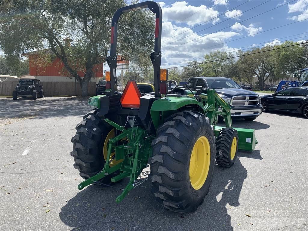 John Deere 4044M Tractoare