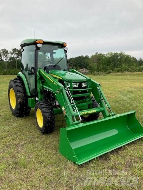 John Deere 4044R Tractoare