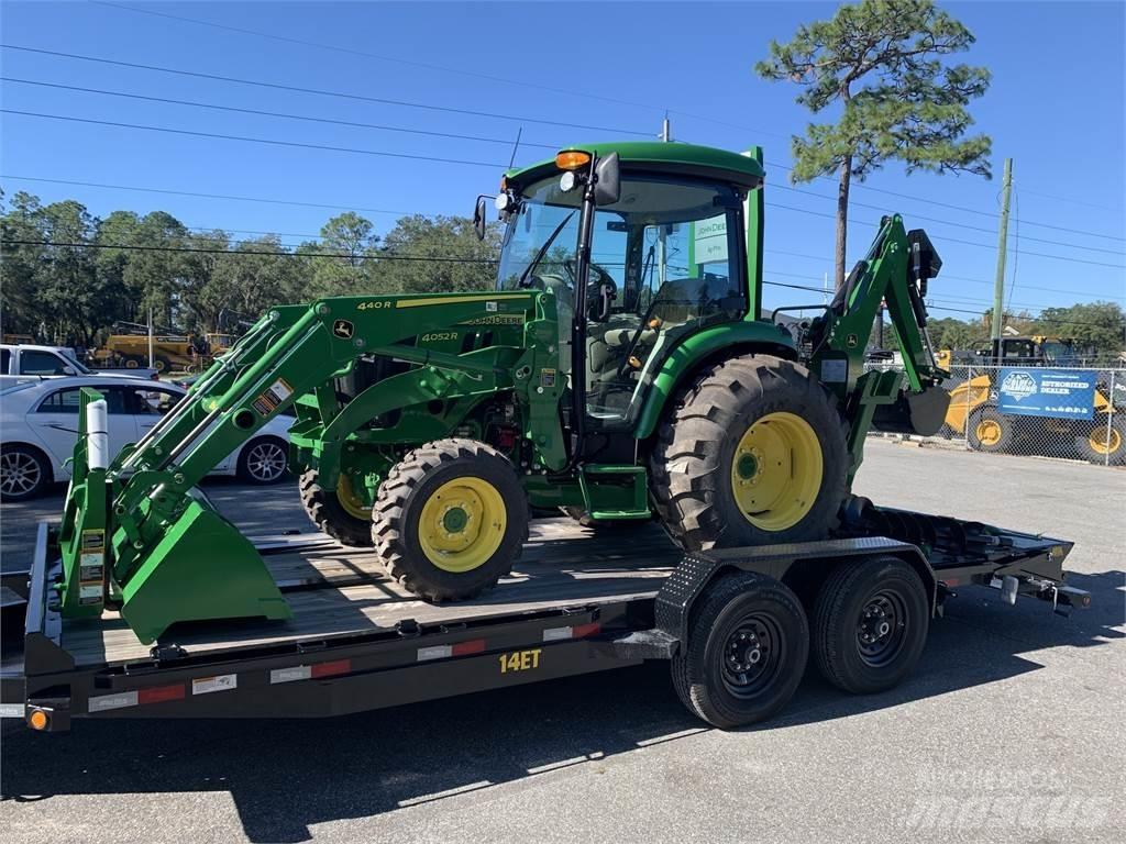 John Deere 4052R Tractoare