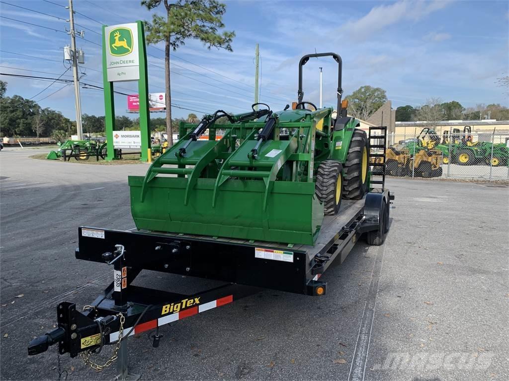 John Deere 4066M Tractoare