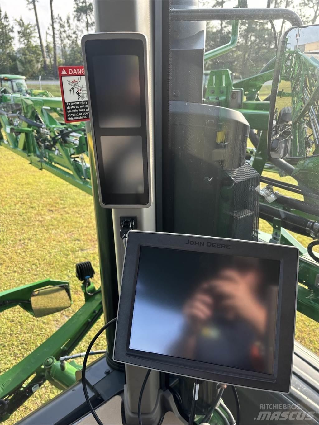 John Deere 410R Tractoare agricole sprayers