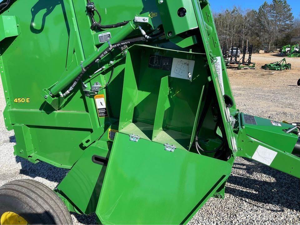 John Deere 450E Masina de balotat cilindric