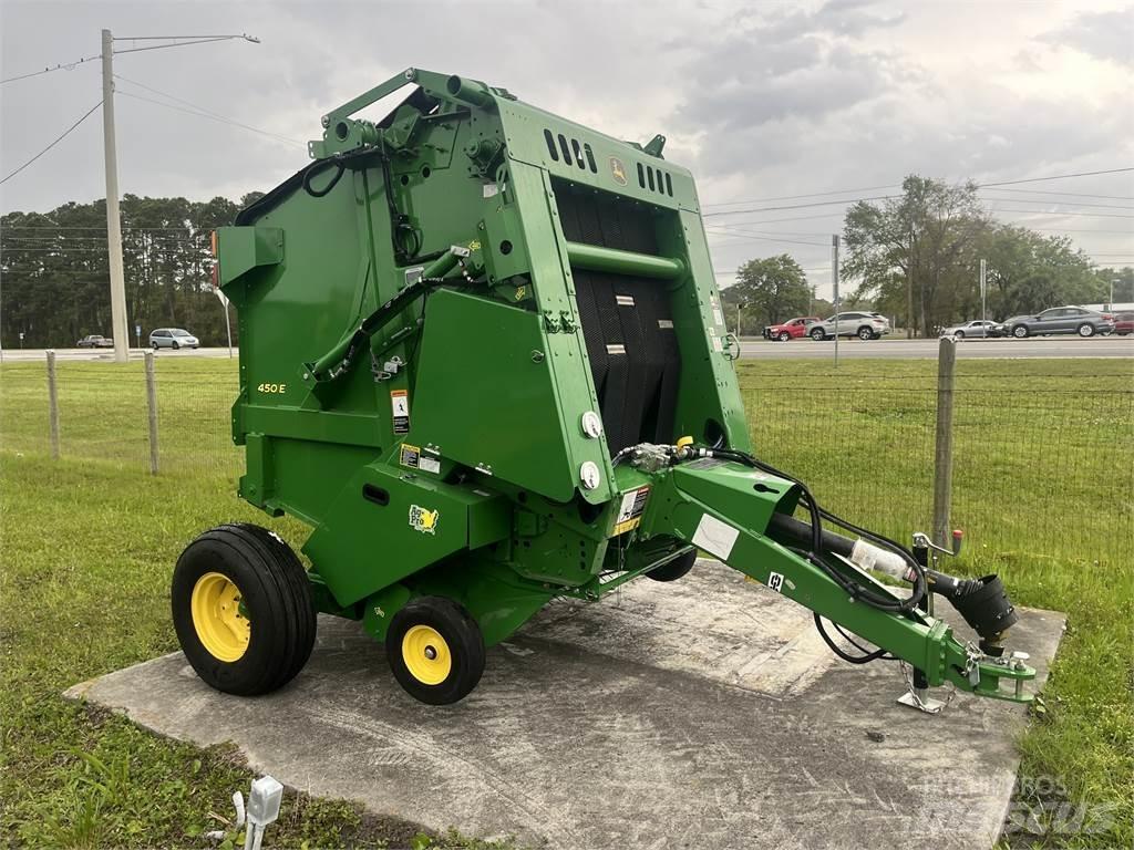 John Deere 450E Masina de balotat cilindric