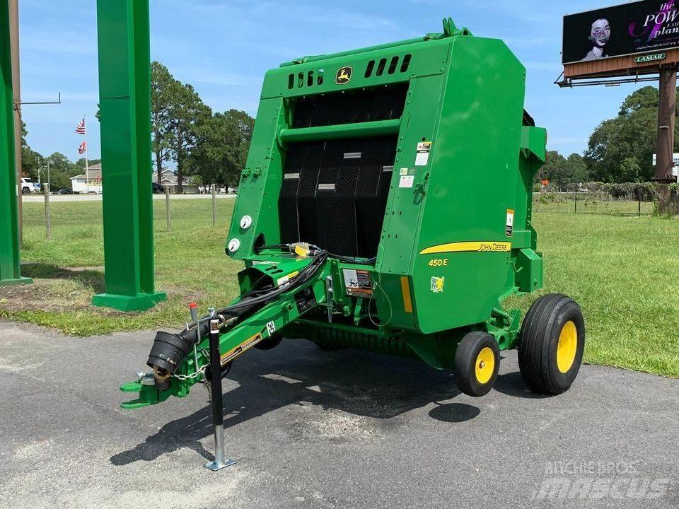 John Deere 450E Masina de balotat cilindric