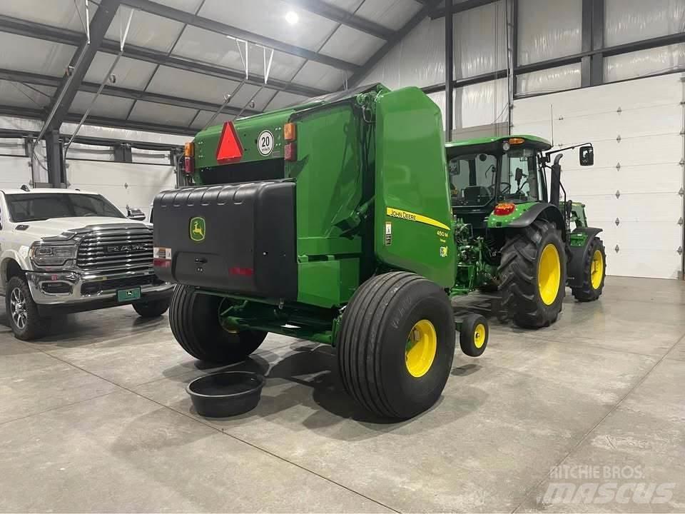 John Deere 450M Masina de balotat cilindric