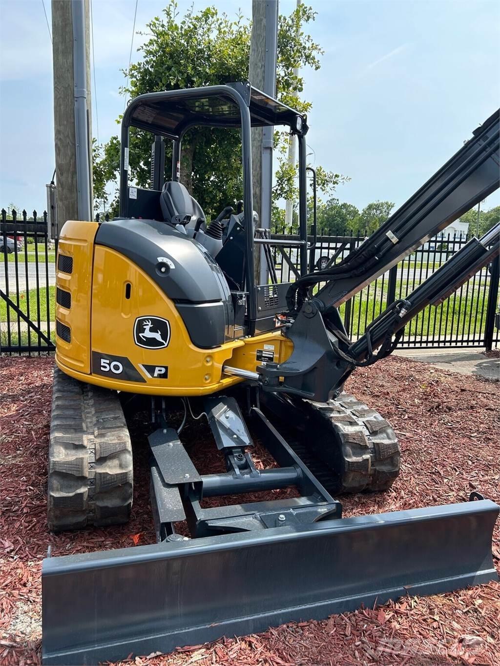 John Deere 50 P Mini excavatoare < 7t