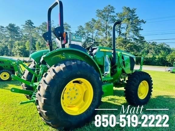 John Deere 5045E Tractoare