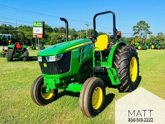 John Deere 5045E Tractoare